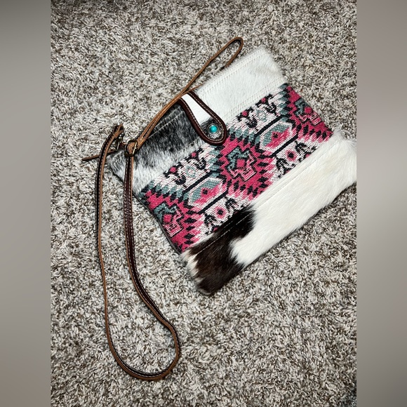 Crossbody cowhide - Picture 2 of 2